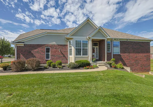 Listing Photo 1 - Condo for sale in building located at 235 Vly Forge Dr, Loveland, OH 45140 - Unit #
