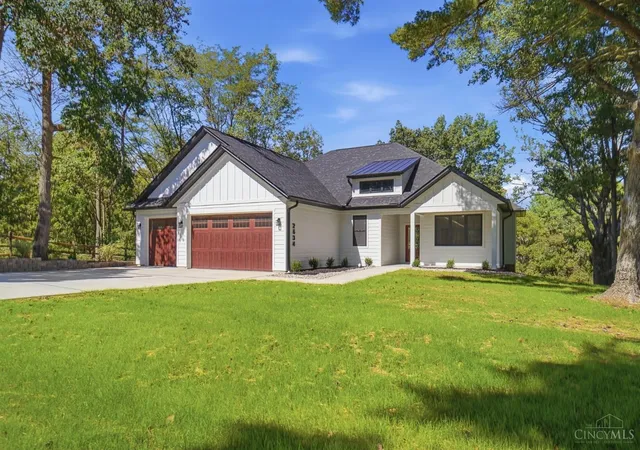 Photo 1 of Single family home for sale at 2634 Daisy Dr, Deerfield Twp., OH 45140 | MLS# 1895428 | Listing updated on 2026-10-21