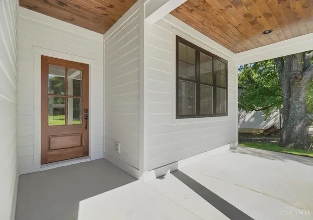 Photo 4 of Single family home for sale at 2634 Daisy Dr, Deerfield Twp., OH 45140 | MLS# 1895428 | Listing updated on 2026-10-21