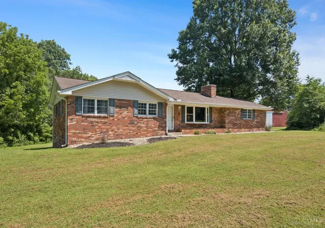 Photo 3 of House for sale at 2303 Dean Rd, Bethel, OH 45106 | MLS# 1895467 | Listing updated on 2026-09-29
