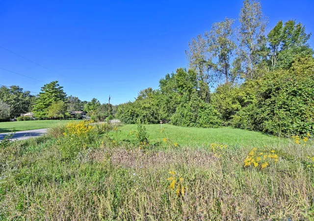 Photo 2 of Sale Pending at Jennifer Ln, Middletown, OH 45005 | MLS# 1895308 | Listing updated on 2026-10-27