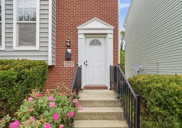 Photo 2 of Single family home for sale at 812 William H Taft Rd, Cincinnati, OH 45206 | MLS# 1895269 | Listing updated on 2026-09-30