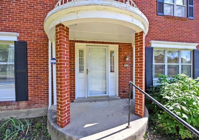 Photo 2 of Sale Pending at 3020 Picwood Dr, Green Twp, OH 45248 | MLS# 1895502 | Listing updated on 2026-10-05