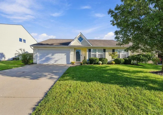 Photo 1 of Sale Pending at 1194 Bugle Blf Ct, Lebanon, OH 45036 | MLS# 1895429 | Listing updated on 2026-10-07