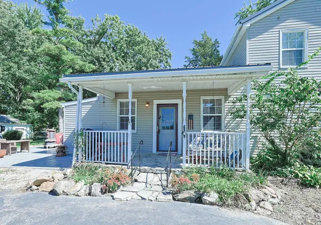 Photo 3 of Single family home for sale at 2575 US Rt 35 E, Twin Twp, OH 45381 | MLS# 1895563 | Listing updated on 2026-10-28