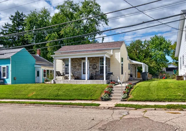 Photo 3 of Single family home for sale at 215 S Sycamore St, Harrison, OH 45030 | MLS# 1893902 | Listing updated on 2026-10-15