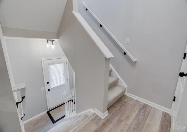 Photo 3 of Townhouse for sale at 6559 Silverfox Dr, Cincinnati, OH 45230 | MLS# 1895695 | Listing updated on 2026-10-10