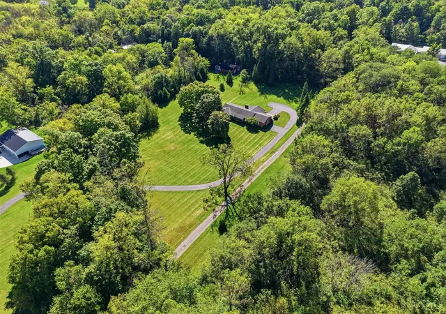 Photo 2 of Single family home for sale at 6541 Nickel Rd, Turtle Creek Twp, OH 45036 | MLS# 1895535 | Listing updated on 2026-10-02