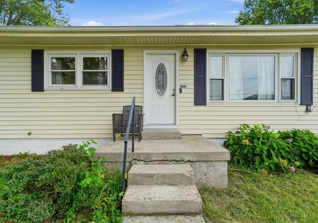Photo 2 of Sale Pending at 587 S Main St, Monroe, OH 45050 | MLS# 1895787 | Listing updated on 2026-10-14