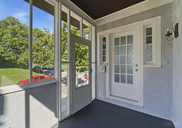Photo 2 of Single family home for sale at 891 Ridgeway Ave, Cincinnati, OH 45229 | MLS# 1895420 | Listing updated on 2026-09-30