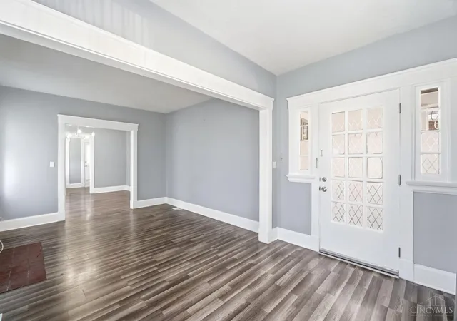 Photo 3 of Single family home for sale at 891 Ridgeway Ave, Cincinnati, OH 45229 | MLS# 1895420 | Listing updated on 2026-09-30