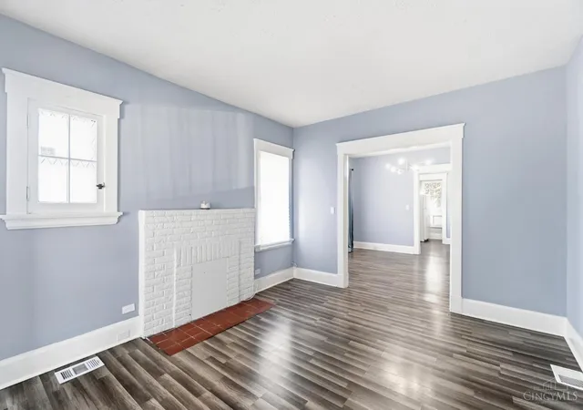 Photo 4 of Single family home for sale at 891 Ridgeway Ave, Cincinnati, OH 45229 | MLS# 1895420 | Listing updated on 2026-09-30