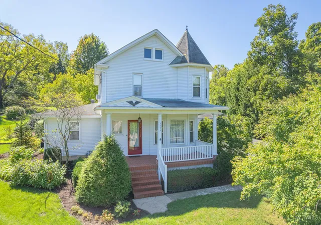 Photo 1 of Sale Pending at 1773 Resor Rd, Fairfield, OH 45014 | MLS# 1895745 | Listing updated on 2026-10-05