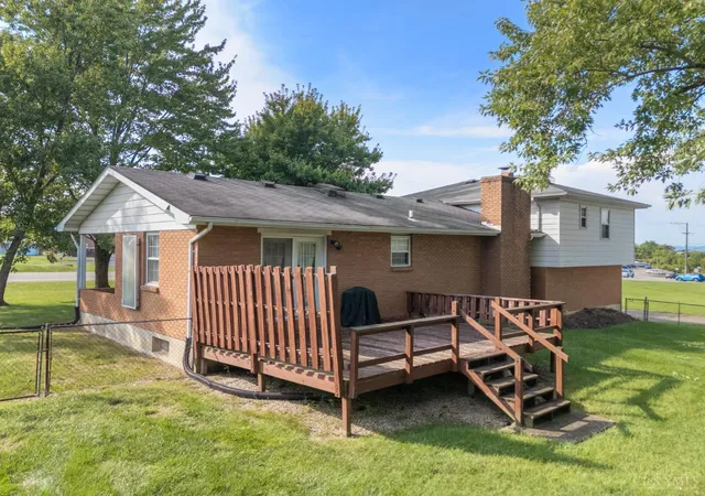 Photo 4 of Single family home for sale at 5696 Liberty Fairfield Rd, Liberty Twp, OH 45011 | MLS# 1892708 | Listing updated on 2026-10-15