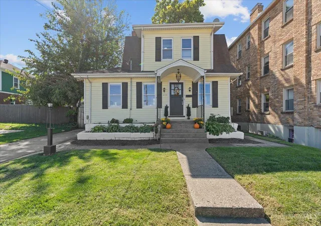Photo 1 of Sale Pending at 2775 Robertson Ave, Cincinnati, OH 45209 | MLS# 1895801 | Listing updated on 2026-10-09