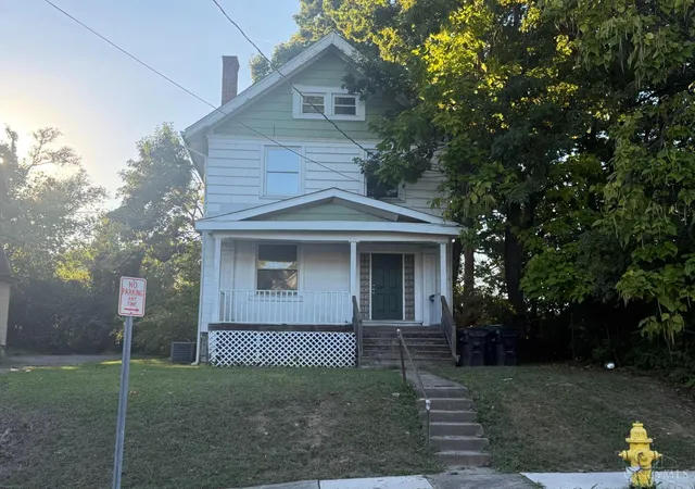 Photo 1 of Single family home for sale at 3519 Wabash Ave, Cincinnati, OH 45207 | MLS# 1892408 | Listing updated on 2026-10-01