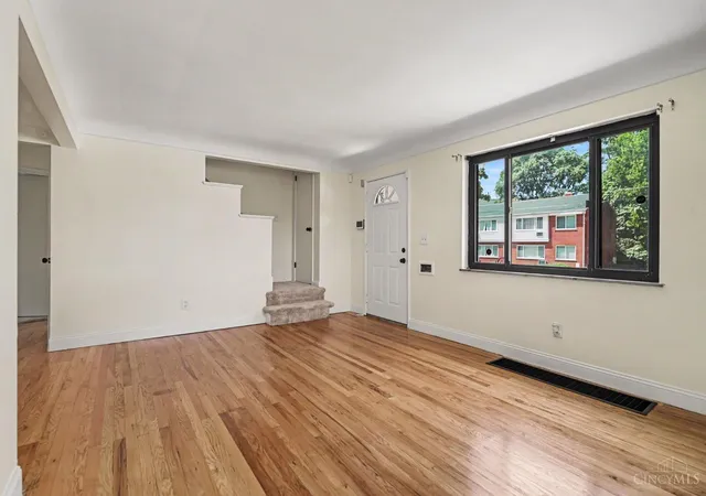 Photo 3 of Single family home for sale at 2640 Knight Ave, Cincinnati, OH 45212 | MLS# 1895631 | Listing updated on 2026-10-22