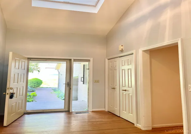 Photo 1 of Condo for sale at 122 Miami Lakes Dr, Milford, OH 45150 | MLS# 1891315 | Listing updated on 2026-10-01