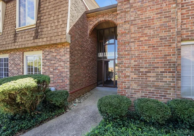 Photo 1 of Sale Pending at 5207 S Eaglesnest Dr #83, Green Twp, OH 45248 | MLS# 1895883 | Listing updated on 2026-10-05