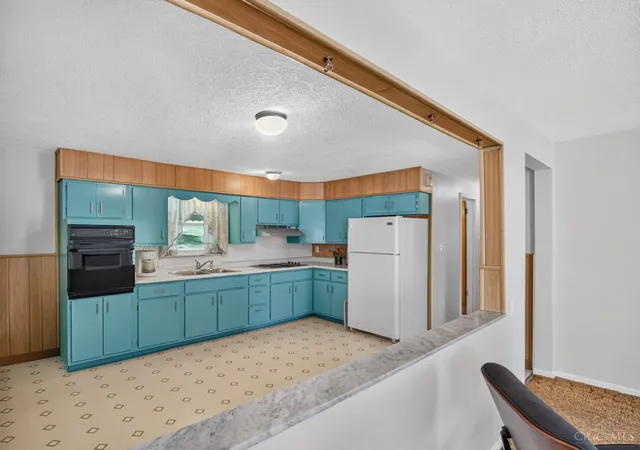 Photo 3 of Sale Pending at 5219 Rybolt Rd, Green Twp, OH 45248 | MLS# 1895067 | Listing updated on 2026-10-05
