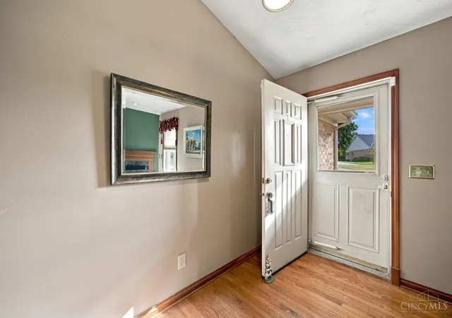 Photo 4 of Sale Pending at 5460 Lakefront Dr, Green Twp, OH 45247 | MLS# 1895784 | Listing updated on 2026-10-06