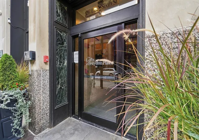 Listing Photo 1 - Condo for sale in building located at 26 E 6Th St, Cincinnati, OH 45202 - Unit #205
