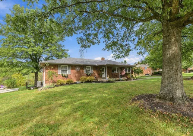 Photo 2 of Single family home for sale at 6536 Springmyer Dr, Green Twp, OH 45248 | MLS# 1895433 | Listing updated on 2026-10-10