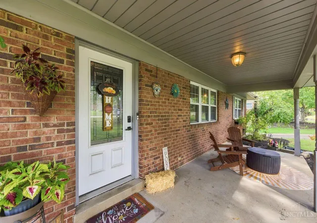 Photo 3 of Single family home for sale at 6536 Springmyer Dr, Green Twp, OH 45248 | MLS# 1895433 | Listing updated on 2026-10-10