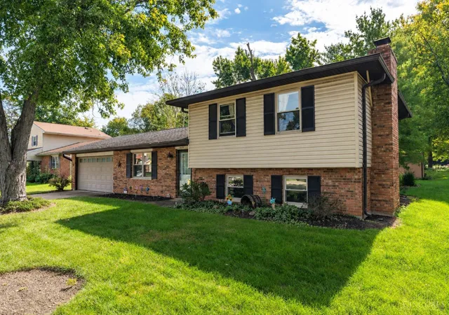 Single family home for sale at 5625 Lake Michigan Dr, Fairfield, OH 45014 | MLS# 1895504