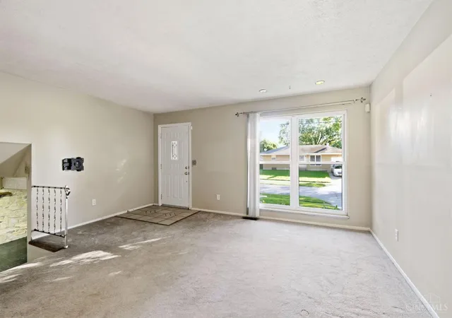 Photo 2 of Single family home for sale at 11391 Folkstone Dr, Forest Park, OH 45240 | MLS# 1895296 | Listing updated on 2026-10-23