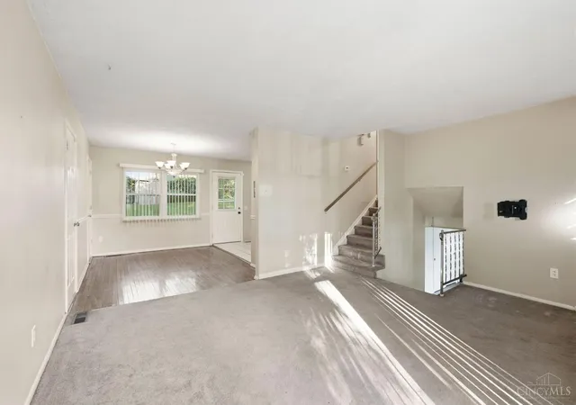 Photo 4 of Single family home for sale at 11391 Folkstone Dr, Forest Park, OH 45240 | MLS# 1895296 | Listing updated on 2026-10-23