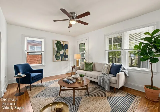 Listing Photo 3 - Condo for sale in building located at 5423 Stewart Ave, Cincinnati, OH 45227