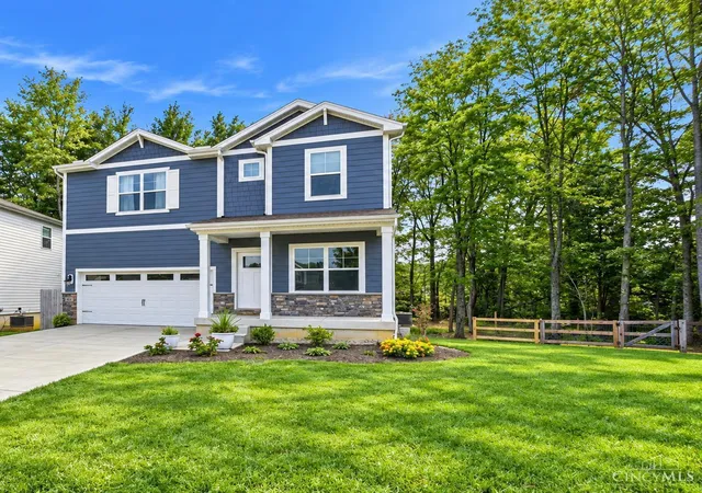 Photo 3 of Single family home for sale at 60 Snapdragon Dr, Pierce Twp, OH 45102 | MLS# 1895992 | Listing updated on 2026-10-05