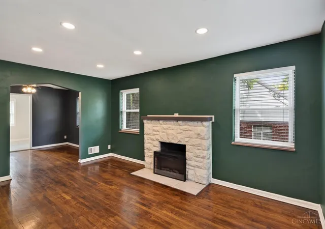 Photo 3 of Single family home for sale at 5065 Western Hills Ave, Green Twp, OH 45238 | MLS# 1895375 | Listing updated on 2026-10-20