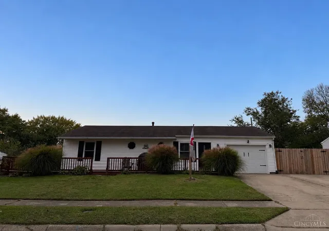 Photo 1 of Sale Pending at 597 Kristine Ln, Franklin, OH 45005 | MLS# 1895978 | Listing updated on 2026-10-20