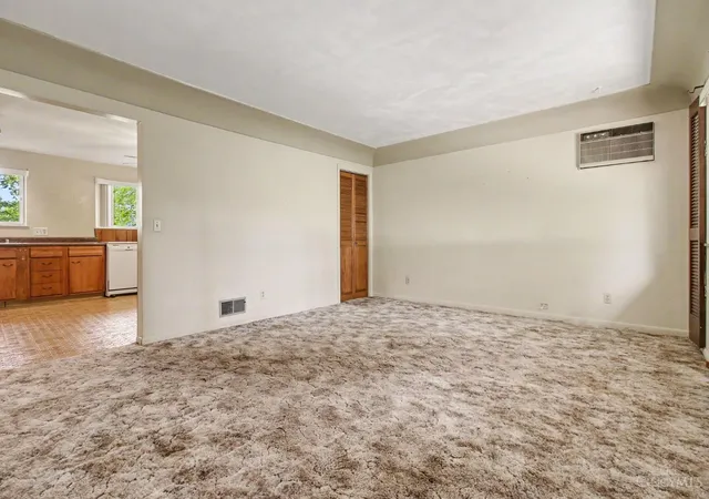 Photo 4 of Single family home for sale at 4295 Hutchinson Rd, Green Twp, OH 45248 | MLS# 1896118 | Listing updated on 2026-10-29