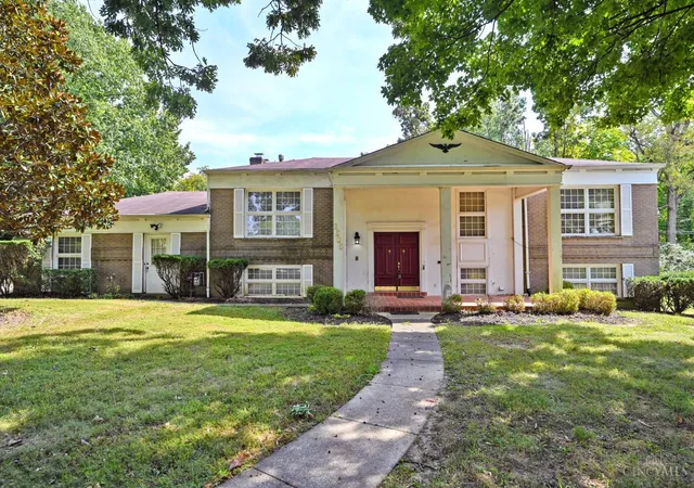 Photo 4 of Single family home for sale at 2505 Twigwood Ln, Amberley, OH 45237 | MLS# 1896128 | Listing updated on 2026-10-05