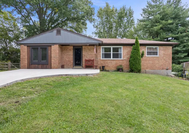 Photo 1 of Single family home for sale at 475 Breezy Ln, Cincinnati, OH 45244 | MLS# 1896109 | Listing updated on 2026-10-03