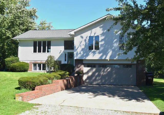 Photo 1 of Single family home for sale at 4353 St Rt 134, Washington Twp, OH 45177 | MLS# 1894996 | Listing updated on 2026-10-15