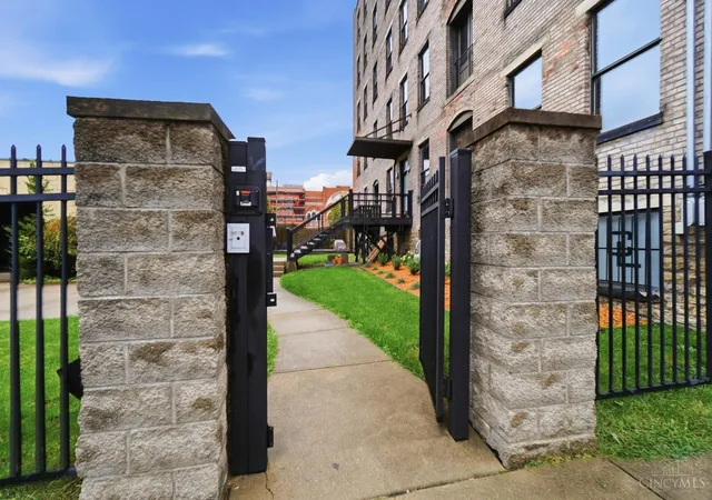 Photo 3 of Condo for sale at 1908 Dunlap St #1W, Cincinnati, OH 45214 | MLS# 1896129 | Listing updated on 2026-10-16