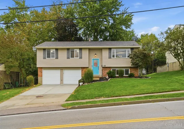 Single family home for sale at 1711 John Gray Rd, Springfield Twp., OH 45240 | MLS# 1896061