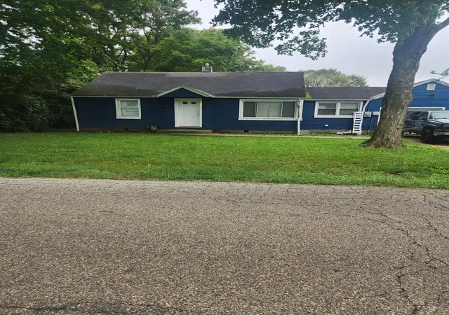 Photo 1 of Sale Pending at 401 Lomar Ave, Carlisle, OH 45005 | MLS# 1896275 | Listing updated on 2026-10-29