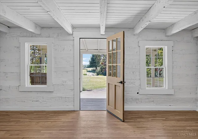 Photo 4 of Single family home for sale at 8125 W Prospect Rd, Washington Twp, OH 45133 | MLS# 1896244 | Listing updated on 2026-10-06