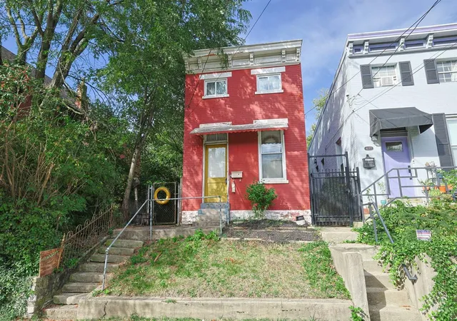 Photo 1 of Sale Pending at 4175 Mad Anthony St, Cincinnati, OH 45223 | MLS# 1895307 | Listing updated on 2026-10-12