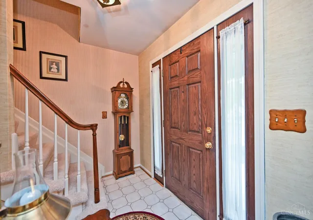 Photo 4 of Sale Pending at 8542 Holiday Hills Dr, Anderson Twp, OH 45255 | MLS# 1896315 | Listing updated on 2026-10-13