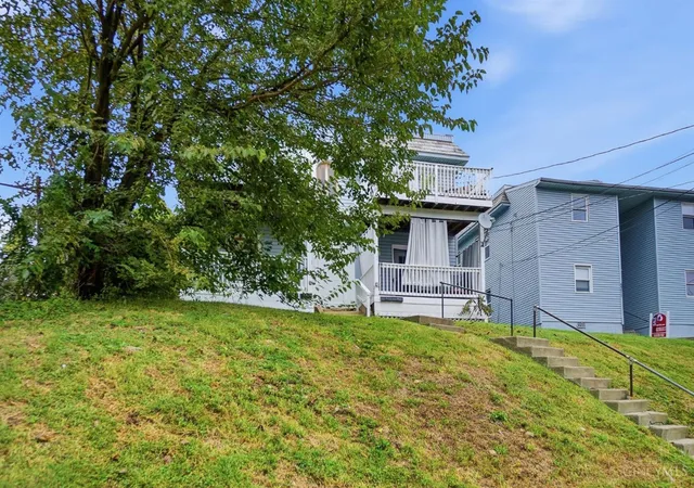 Photo 2 of House for sale at 5207 Montgomery Rd, Norwood, OH 45212 | MLS# 1894887 | Listing updated on 2026-10-19