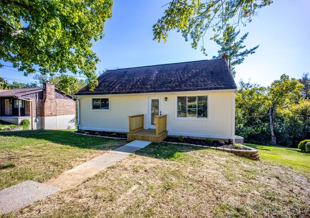 Photo 1 of Sale Pending at 6435 Louese Ln, Green Twp, OH 45248 | MLS# 1896321 | Listing updated on 2026-10-07