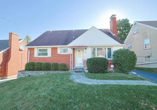 Single family home for sale at 1190 Thurnridge Dr, Reading, OH 45215 | MLS# 1893097