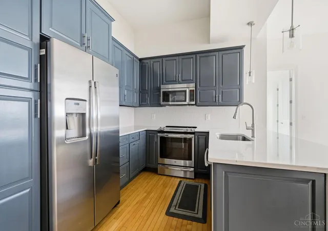 Photo 3 of Condo for sale at 1125 St Gregory St #202, Cincinnati, OH 45202 | MLS# 1896232 | Listing updated on 2026-10-15