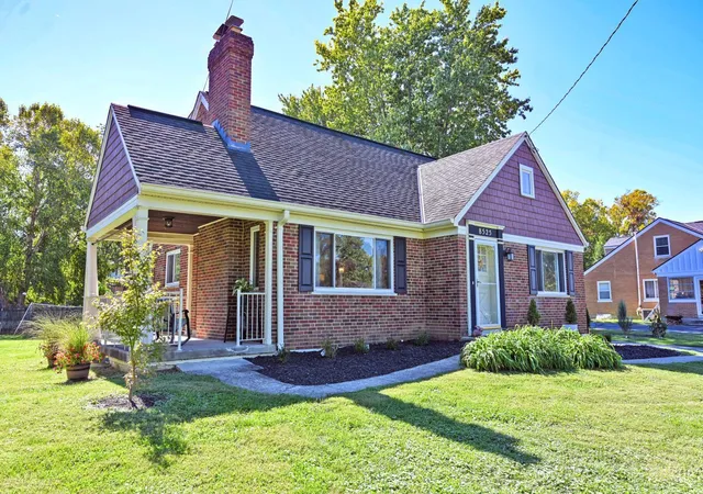 Photo 3 of Single family home for sale at 8525 Prilla Ln, Anderson Twp, OH 45255 | MLS# 1896448 | Listing updated on 2026-10-14